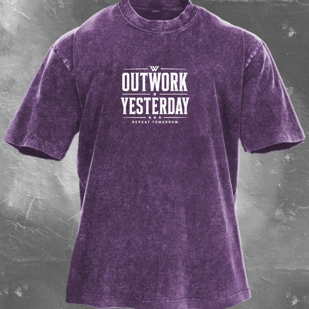 Outwork T-Shirt με ξεβαμμένο εφέ Yesterday