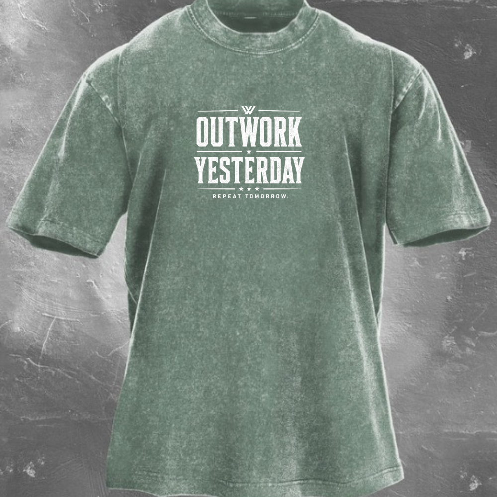Outwork T-Shirt με ξεβαμμένο εφέ Yesterday