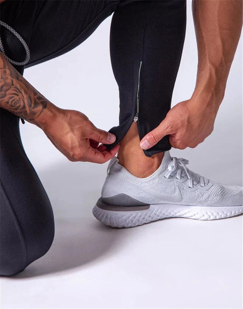WYNR Signature Joggers