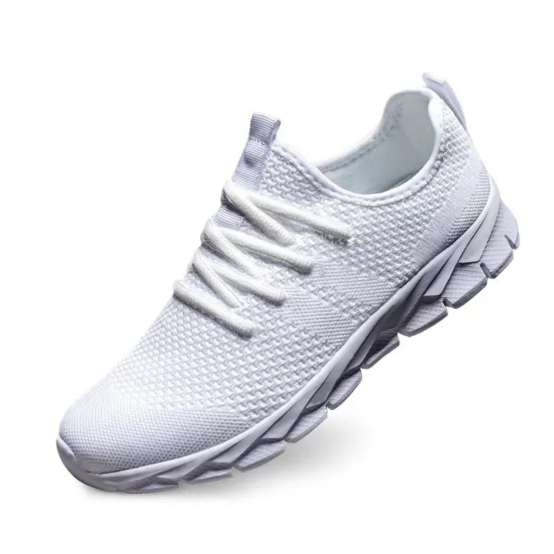 WYNR Casual Sneakers