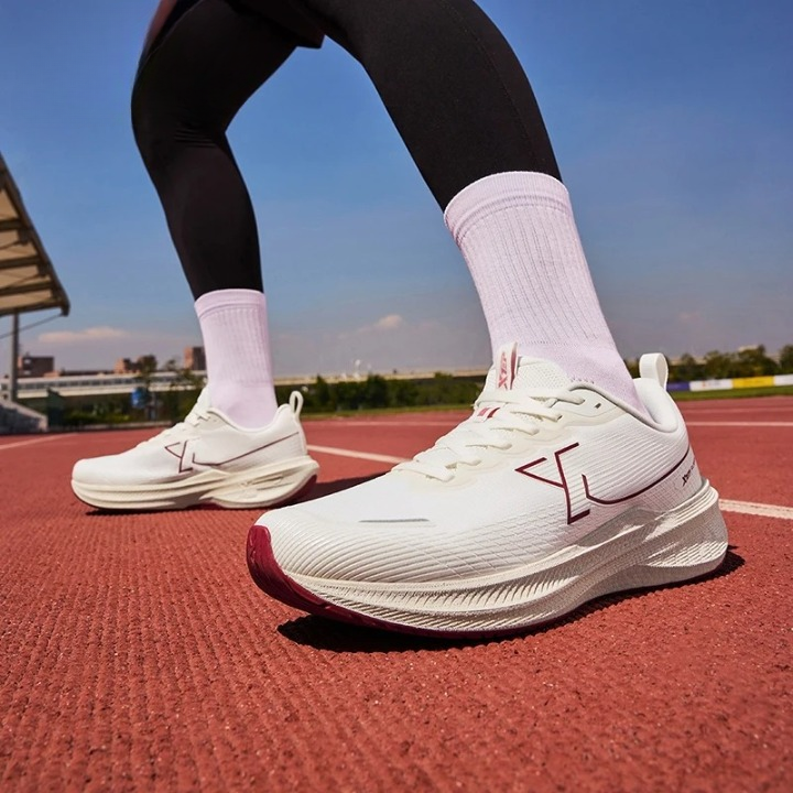 WYNR Xtep Runner Shoes
