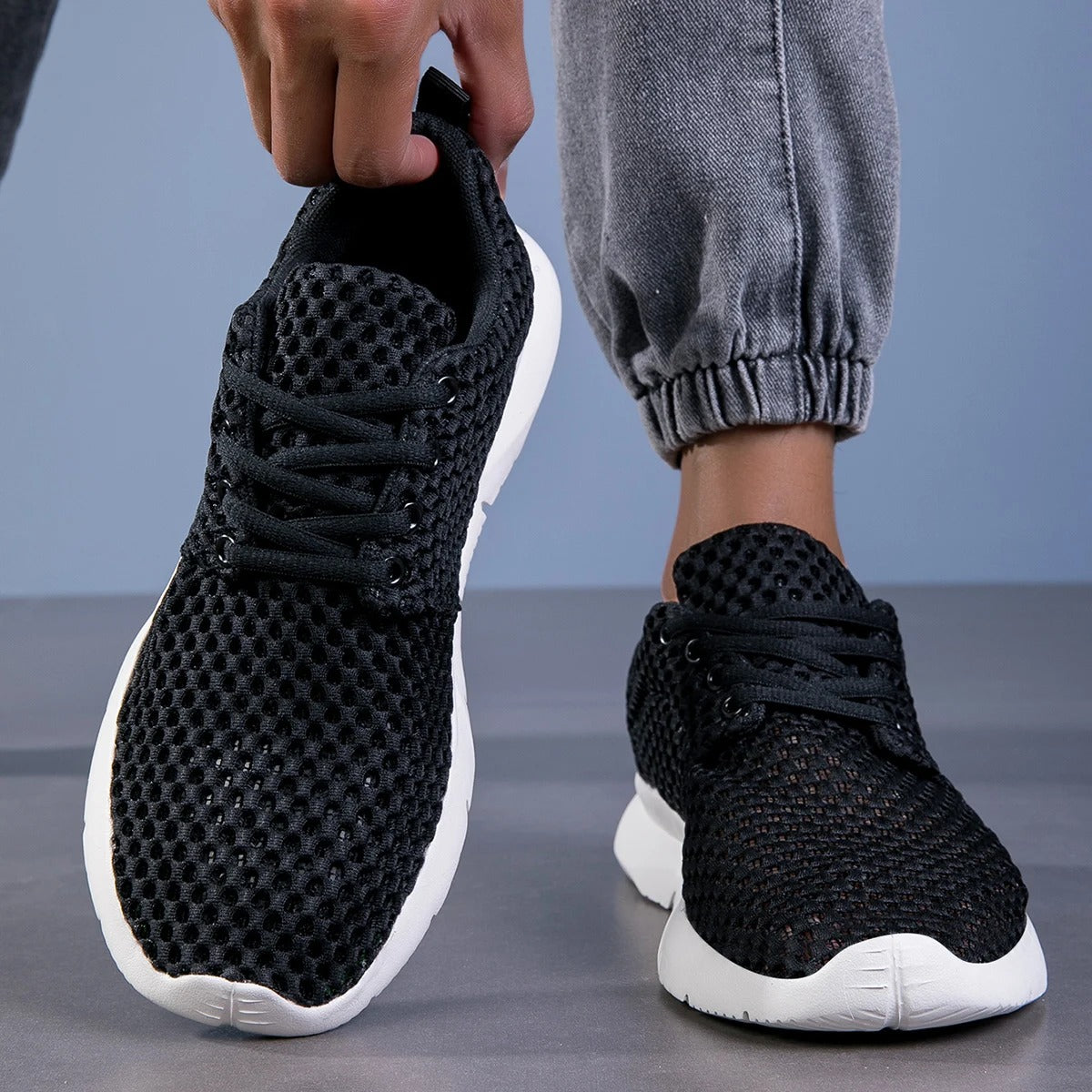 WYNR Lightweight Summer Sneakers