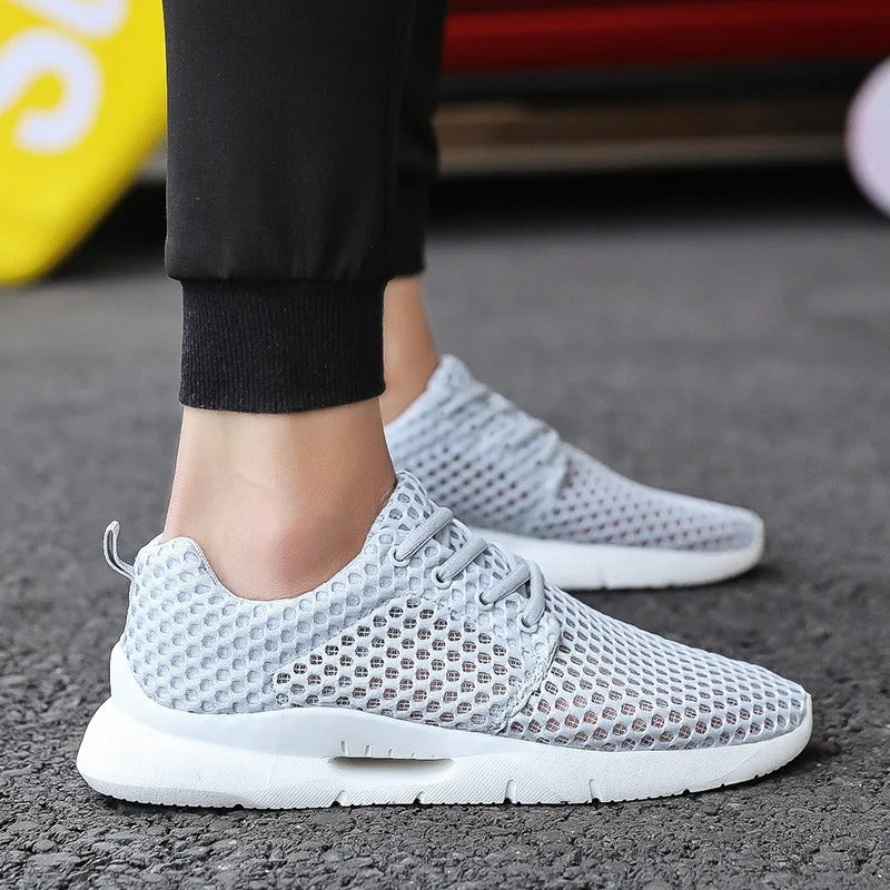 WYNR Lightweight Summer Sneakers