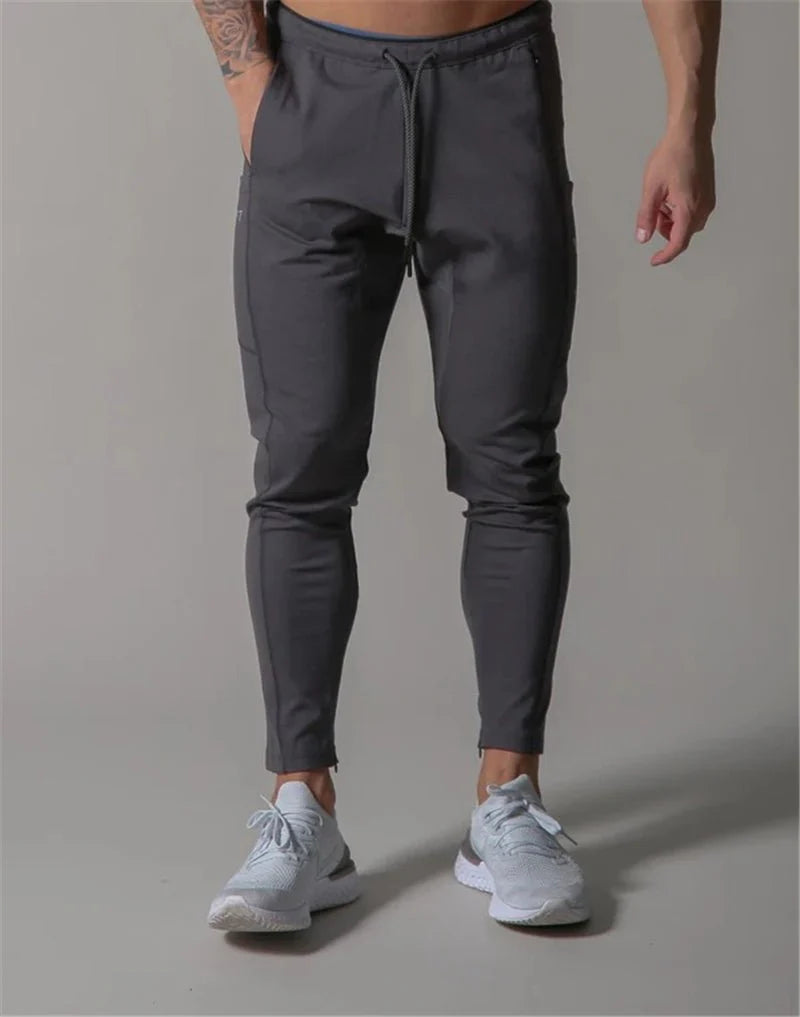 WYNR Plain Joggers